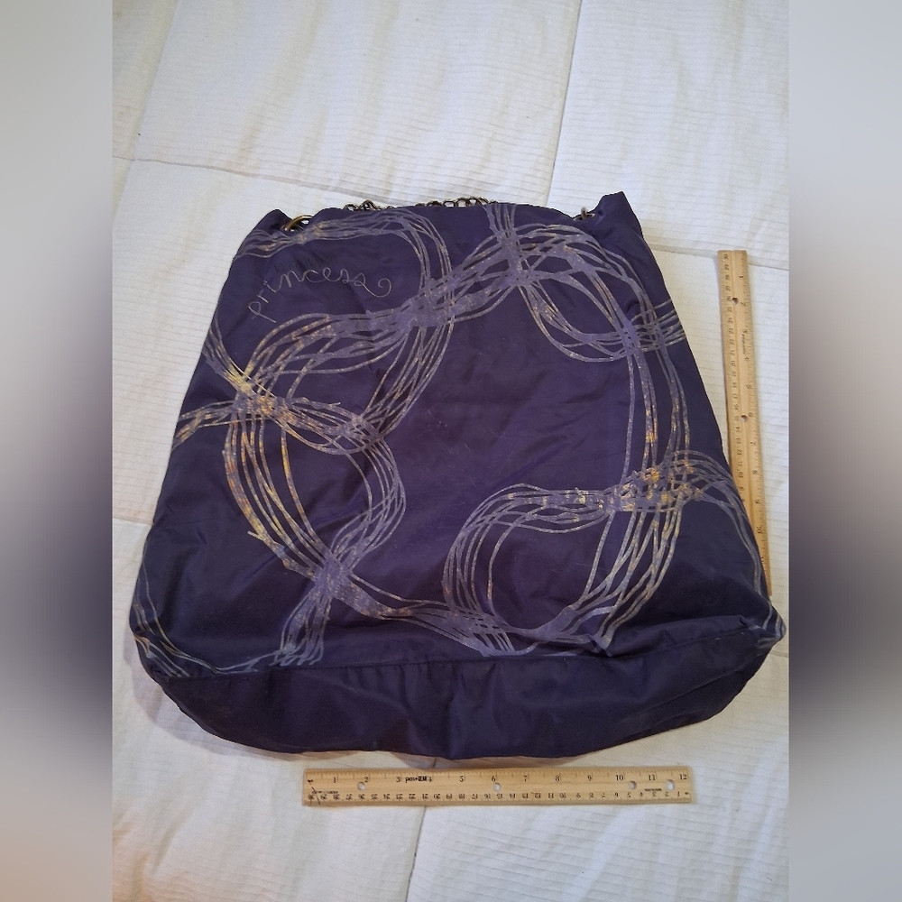 Vera Wang Elegant Purple Shoulder Bag - Picture 3 of 5